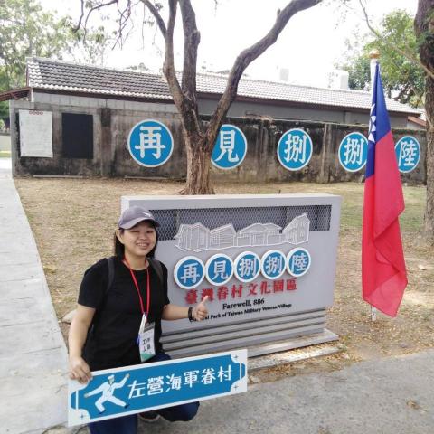 提供打氣球服務的專家VickyTung