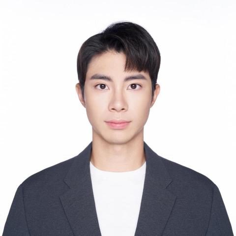 提供台南新秘ptt服務的專家梁如翔