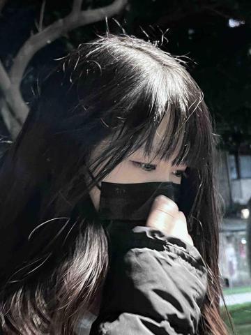 提供寫程式服務的專家7