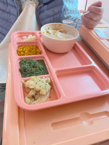 郭姵均 - 備餐給阿伯吃 