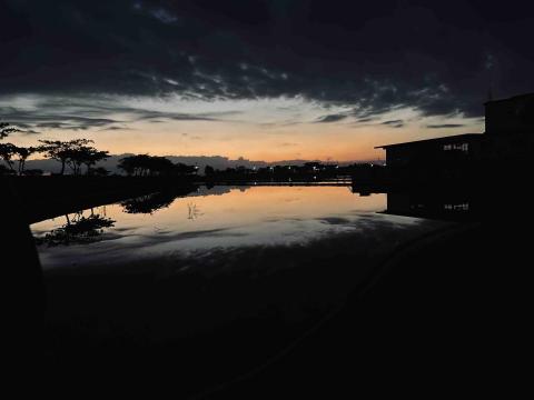 提供樓梯扶手修理服務的專家邱筠翔