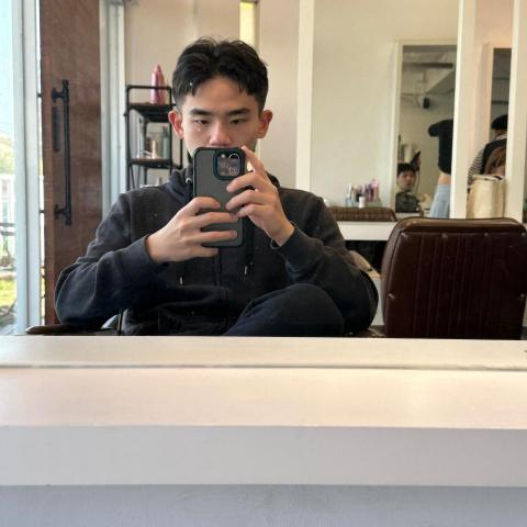 提供兒童體操服務的專家偉偉