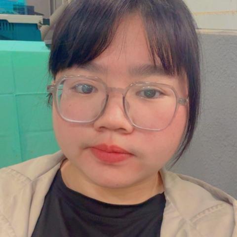 輪機工程系周雅萱