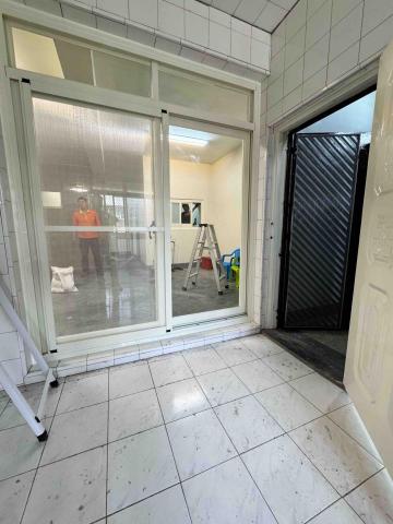 山紘企業有限公司 - 公寓落地門／隔音窗乾式施工