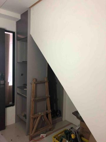 里維室內設計 - 施工中-樓梯下方儲藏收納