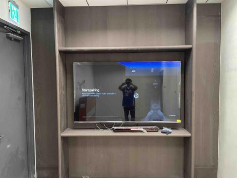 傑erry傢俱組裝 - 內嵌式75吋電視壁掛安裝