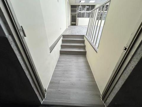 洺崴有限公司 - 斗六高中會議室/SPC石晶地板