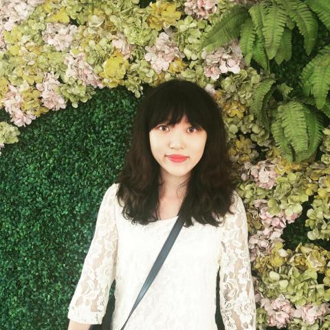 提供翻譯社期刊服務的專家侯智雅