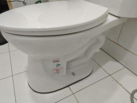 布丁冷氣洗凈 - 安裝和成分離式馬桶