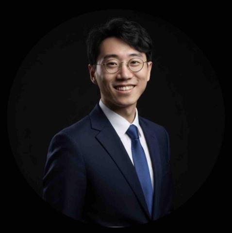 提供人資服務的專家杜世鵬