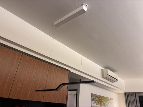 周文翔 - IKEA吊燈安裝