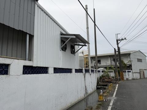 鈞盛工程行 - 廠房遮雨棚