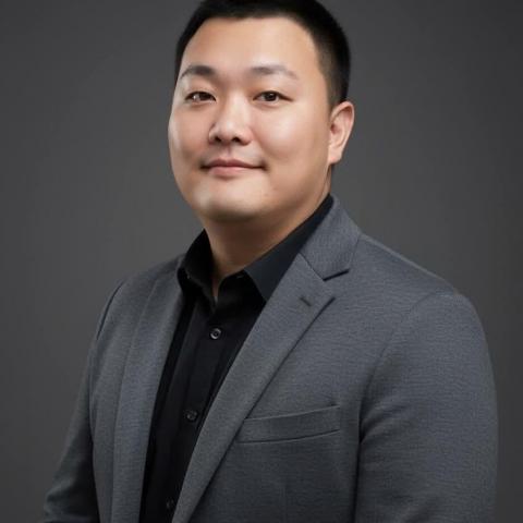 基隆安樂區個人品牌經營顧問推薦周建誠-企業法律端的跨界型 PM顧問/職涯引導師