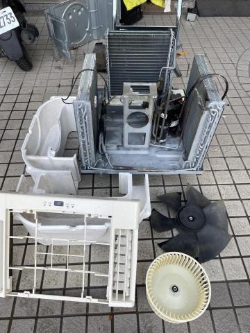 銘鎰空調工程行 - 窗型全機拆洗