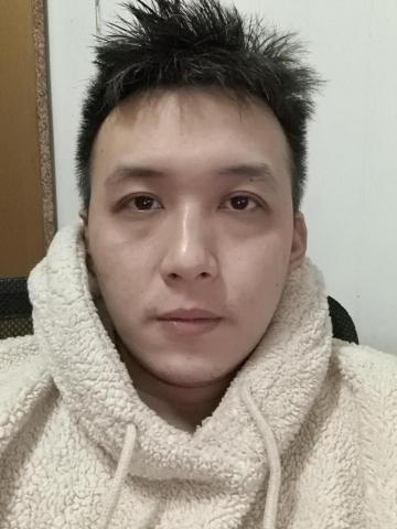 提供卡扣服務的專家洪荻馮