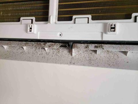 天崇能源科技 - 冷氣未清洗前