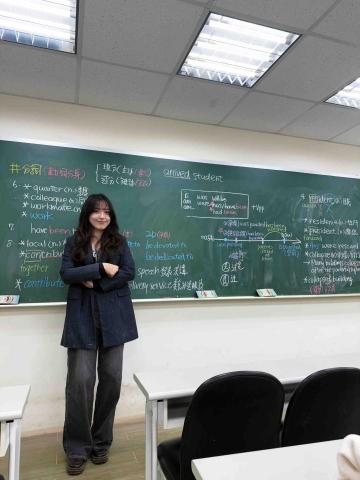 提供數學老師你來服務的專家Sabrina英文小教室