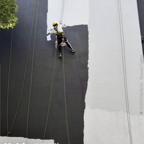 提供蜘蛛人高空作業服務的專家昕鴻工程