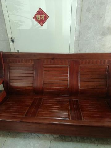 Ms.黃清潔工作室 - 大廳會客桌清潔完成