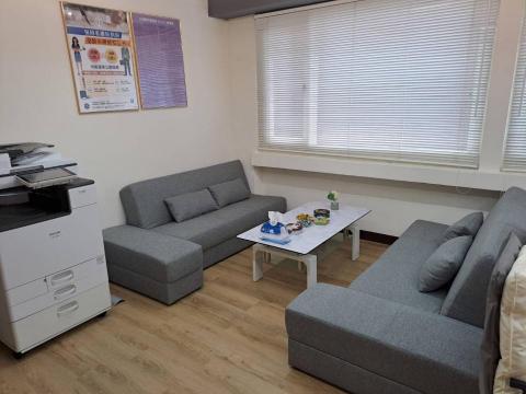 臺灣臺北地方法院所屬民間公證人林家駿事務所 - 