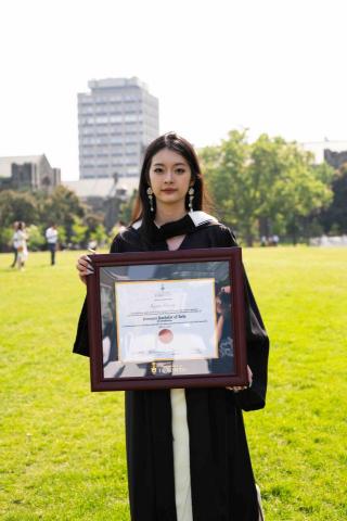 Chih Yu Chiang - 畢業照