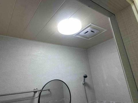 個人水電工作室 - 廁所翻新安裝暖風機/安裝崁燈