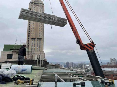 極限鋼鋁高空工程行 - 鐵皮屋頂翻新