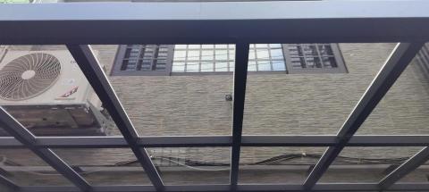 呂紹君 - 玻璃採光罩