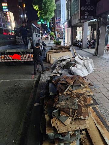 拆除裝潢/打石/搬運 - 舞台拆除搬運下樓上車