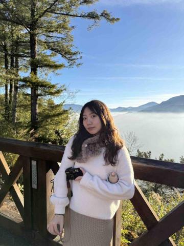 提供高雄衝浪教學服務的專家潘韋華