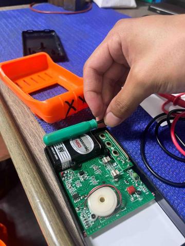 侒心水電 - 電路板維修