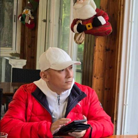 提供92韓漫服務的專家Hung LC