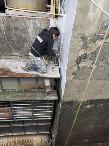 嵐玥工程 - 植株清除及周邊防水