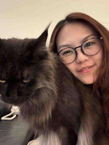 提供保姆服務的專家寵物保姆史黛西