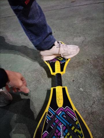 陳建彰 - 原地上板