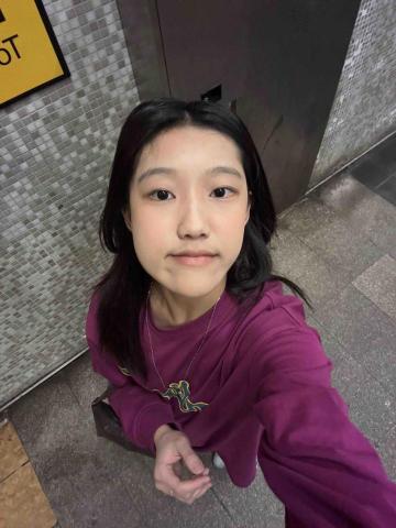 提供小學數學服務的專家Casie