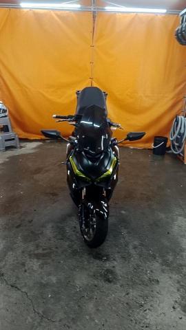 李宗穎 - 機車簡易拋光美容鍍膜