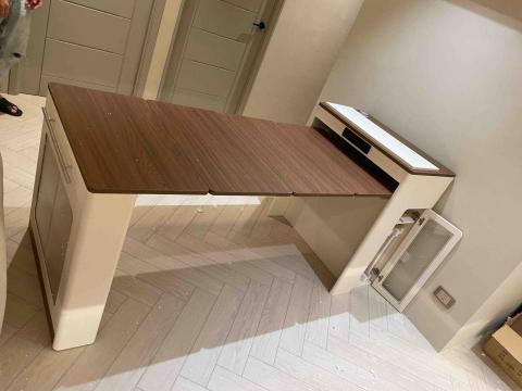 傑erry傢俱組裝 - 超酷的餐桌