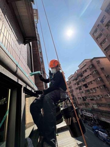 Samlee - 採光罩更換