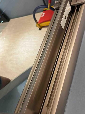 鈺億淨清潔 - 住家 窗溝清潔-2