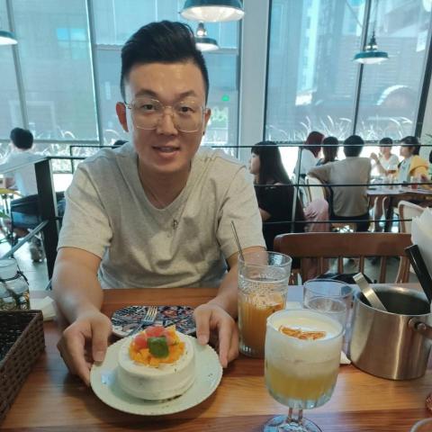 提供irent租車審核服務的專家陳勳