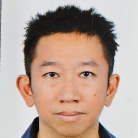 提供租車一天服務的專家黄瑞冠