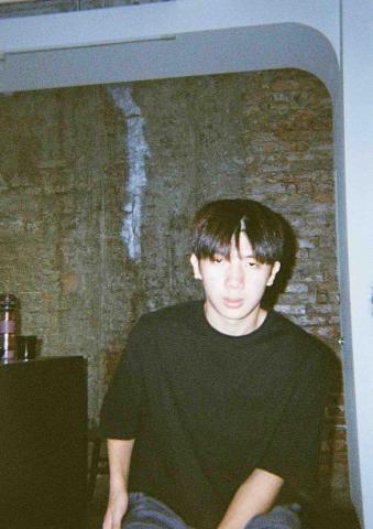 提供學測數b服務的專家黃煒軒