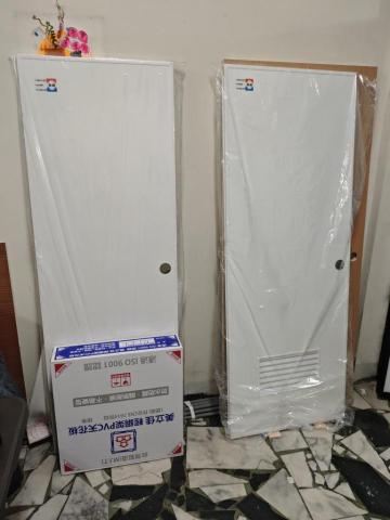 來來居家維修工作室 - 浴室門片 天花板更換