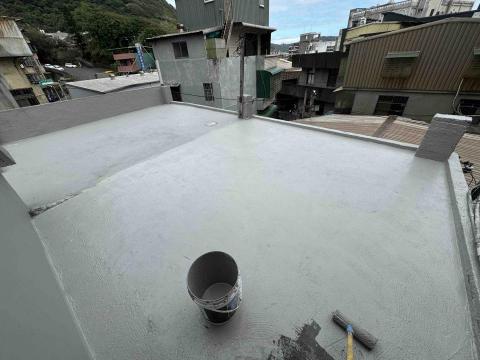 瑋如工程行 - 頂樓防水+地面重新打底完工