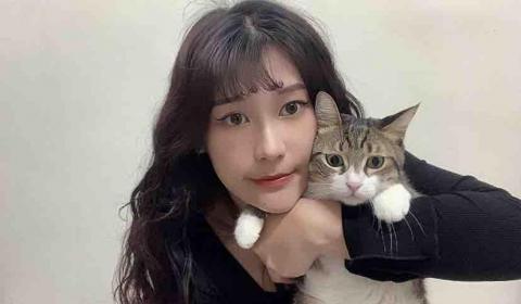 ㄚ莞 - 貓咪與我