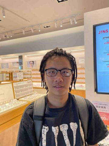 提供數學題目高中服務的專家尤允礽