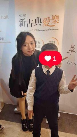 鋼琴教學/婕菱老師🎀 - 鋼琴成果發表會合照