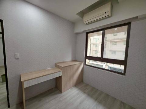 啓揚輕裝修工程(壁紙、窗簾、塑膠地磚) - 