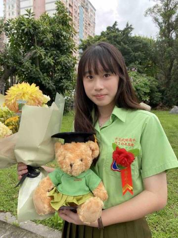 台南全科家教老師推薦曾馨僾